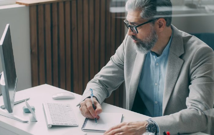 Article Image for How Earned Wage Access Is Changing Employee Finance
